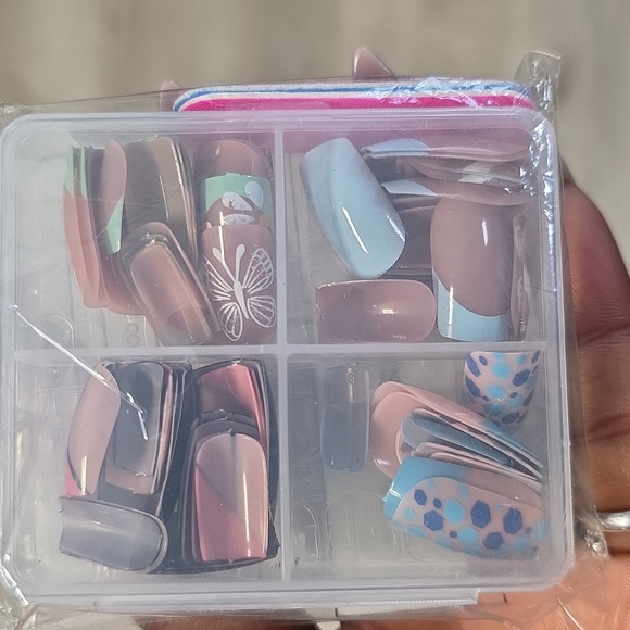 Gucci Accessories - @THECELINEZSHOP FOLLOW ON INSTAGRAM ANS TIKTOK PLEASE